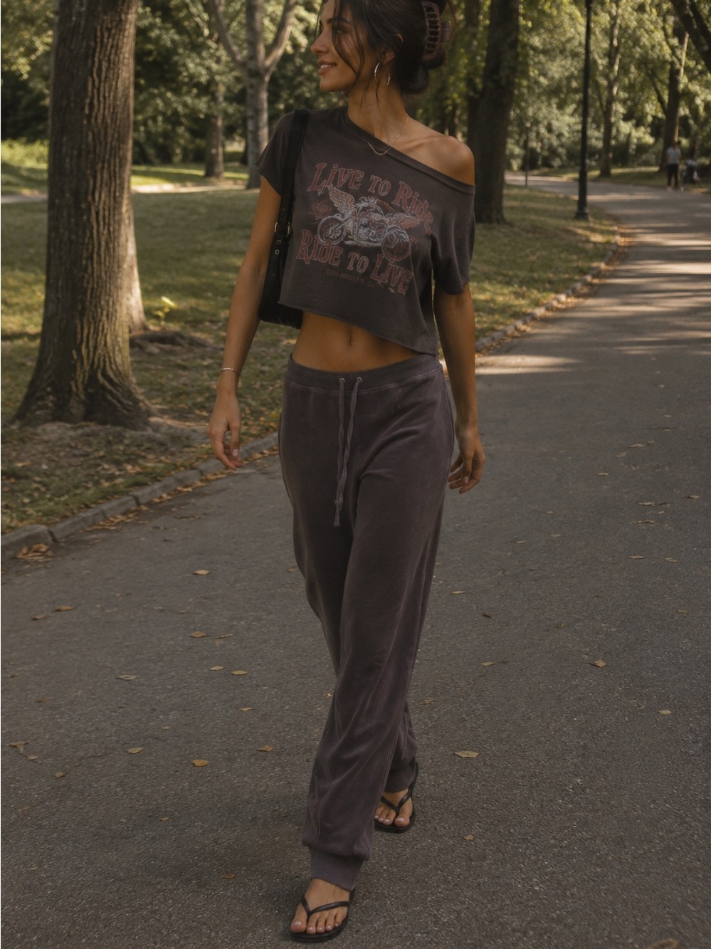 Juicy Couture grey/taupe Label Velour Track Pants in Charcoal Brown